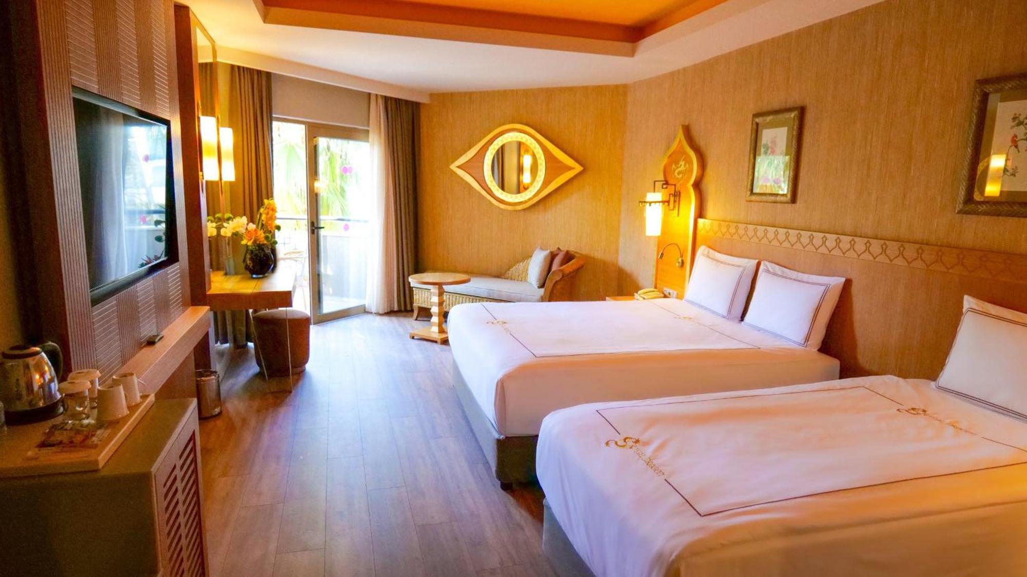 Royal Dragon Hotel Сиде Экстерьер фото