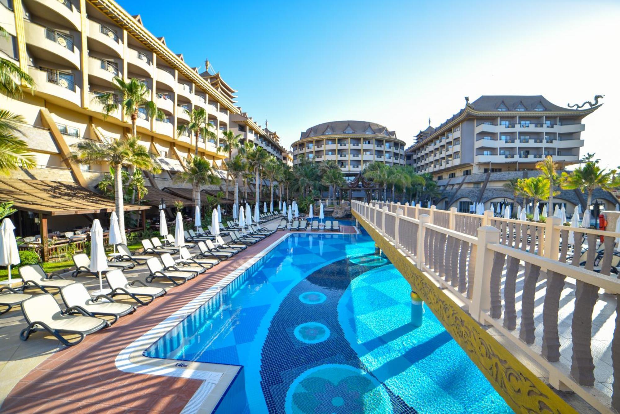 Royal Dragon Hotel Сиде Экстерьер фото